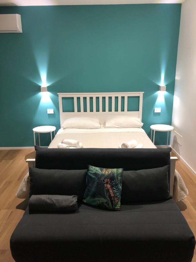 Suite Room Trani Bagian luar foto